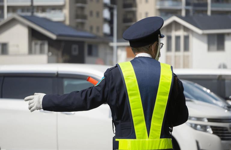 駐車場警備を担当 | 栃木県那須塩原市で警備の求人ならエスジーラボ株式会社